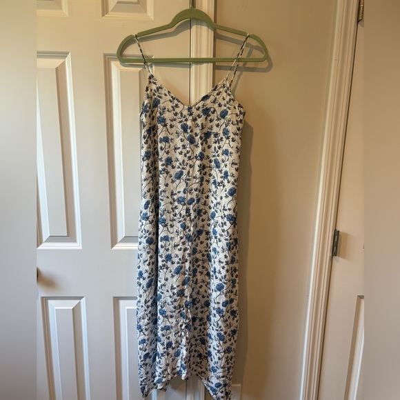 Gap Floral Handkerchief Blue Floral Dress - Picture 2 of 8